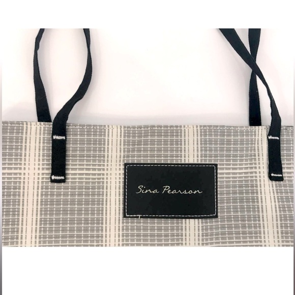 Sina Pearson Momentum Textiles Gray Ivory Plaid Tote Bag NWOT - Picture 4 of 8